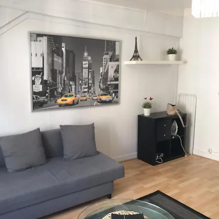 Apartment Rosiers