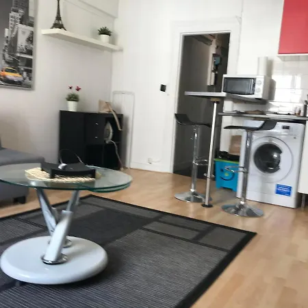 Apartament Rosiers Paryż